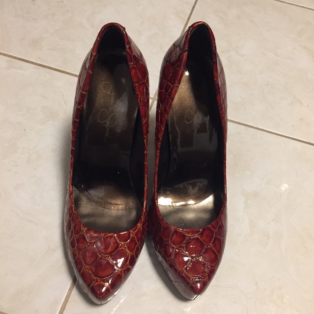 Dark Brown Jessica Simpson pumps!
